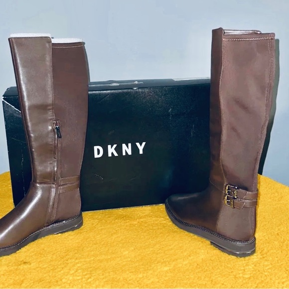 DKNY LENA - BOOT CALF BARK /BAR LEATHER RIDING  WOMENS COLOR BROWN  SIZE US 9 - Picture 5 of 9